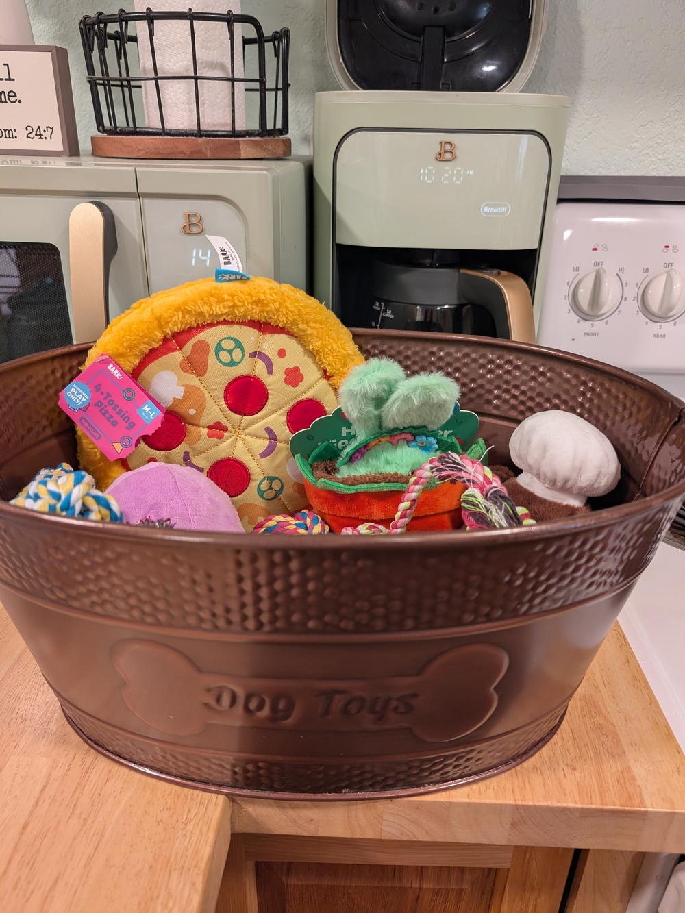 Brekx Copper Metal Dog Toy Tub with Toys NWT/NWOT